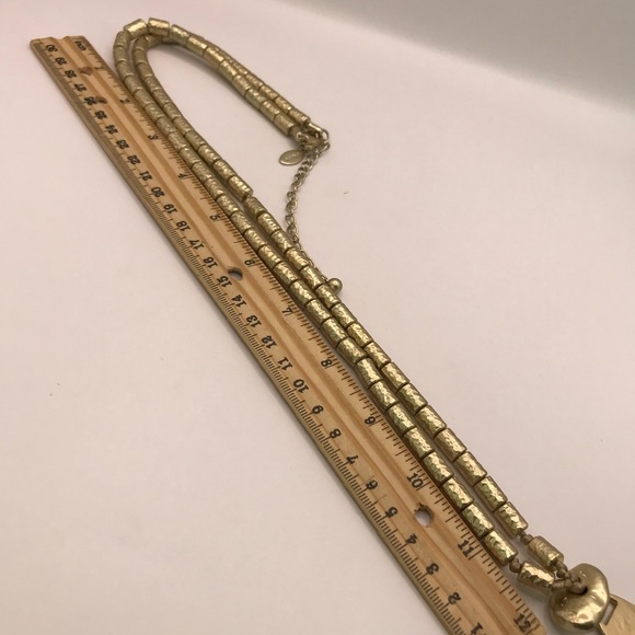 Chico’s Gold-Tone Arrowhead Pendant Necklace - Picture 6 of 9